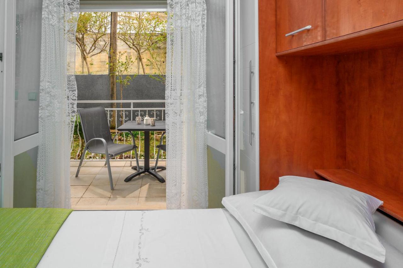 Apartments Juric Podstrana Exterior foto