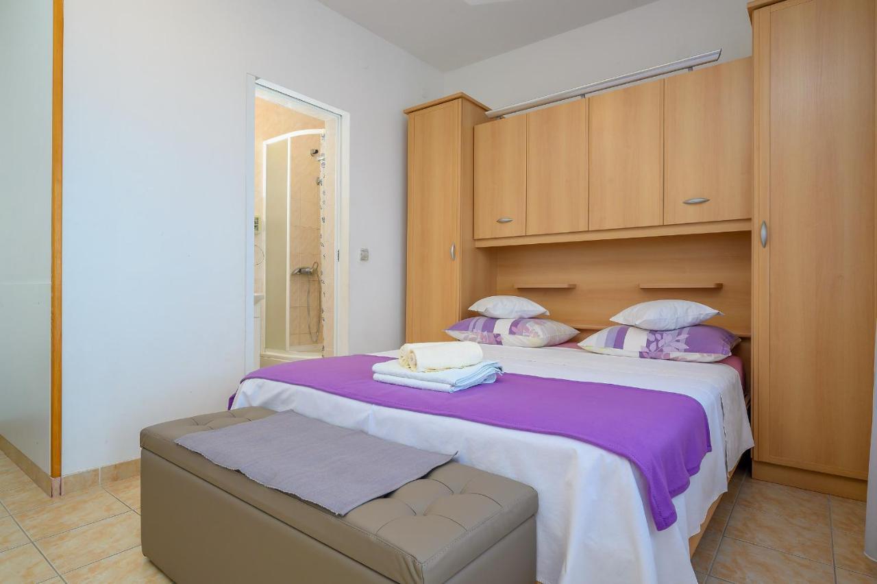 Apartments Juric Podstrana Exterior foto