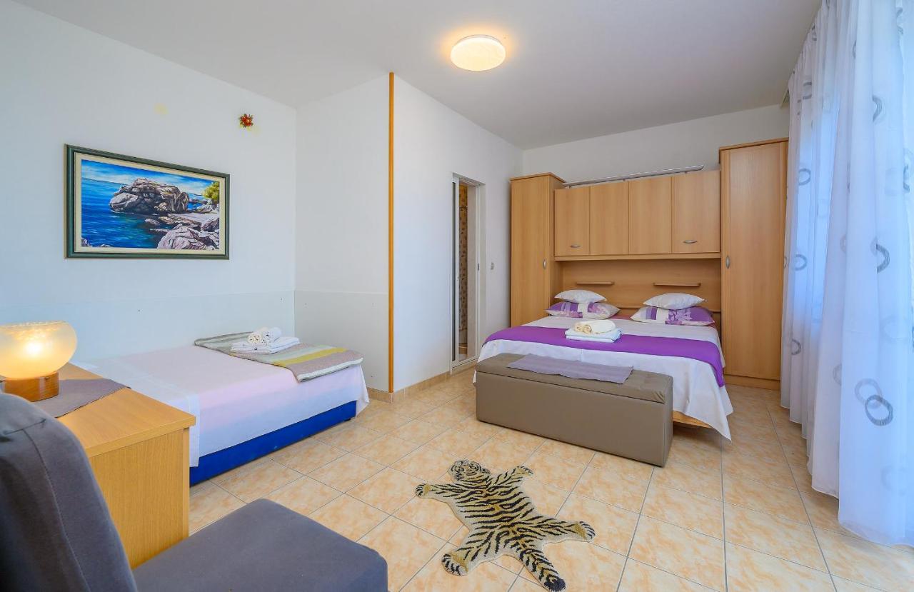 Apartments Juric Podstrana Exterior foto