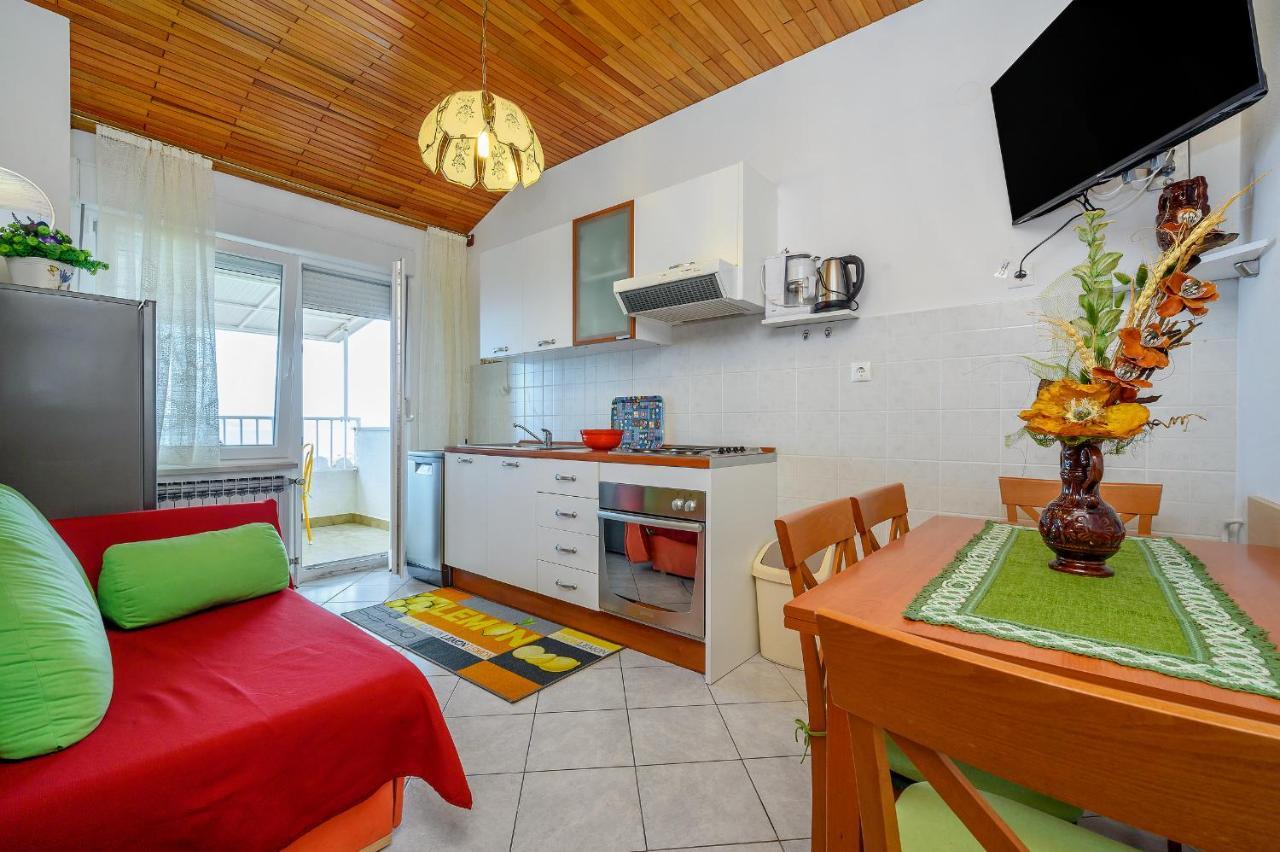Apartments Juric Podstrana Exterior foto
